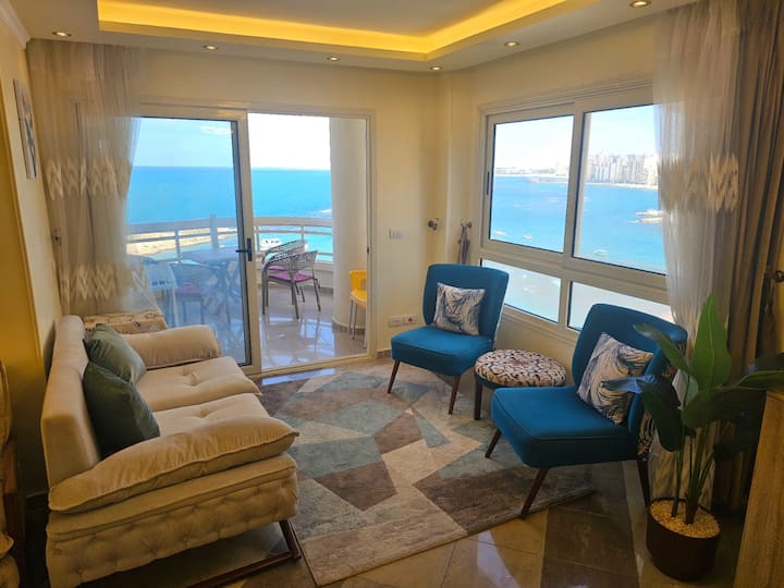 Full Sea View For Hall & 3 Rooms +3 Bath, 6 People - Egipto