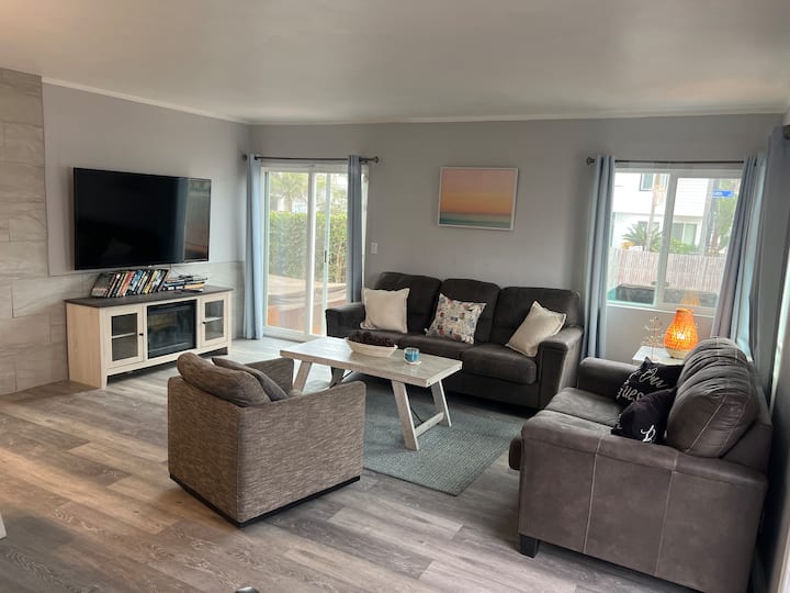 Affordable Downtown Huntington Beach House - Huntington Beach