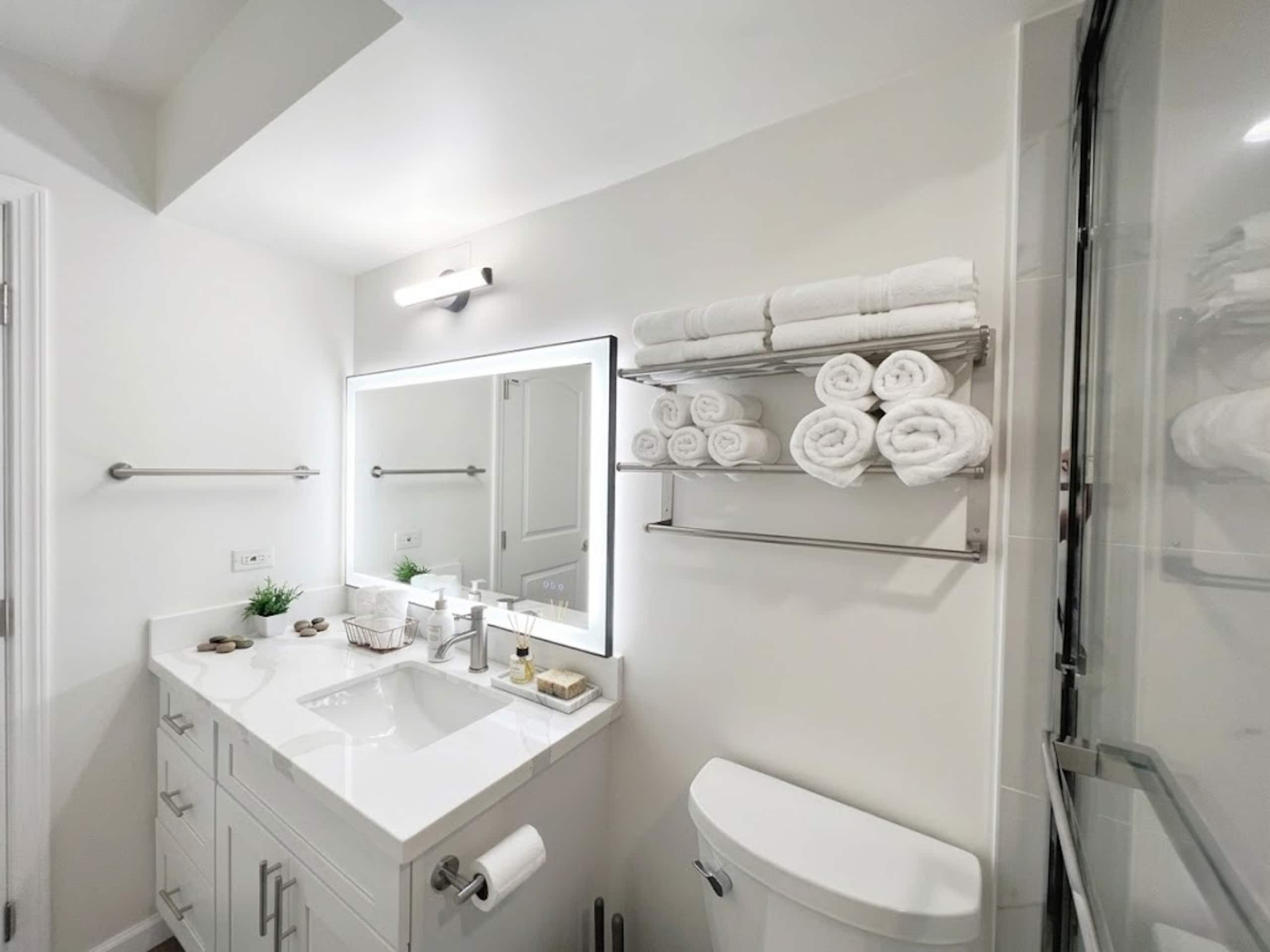 DiamondHead Ocean View Suite |Free Parking| 2Queen - Image 22