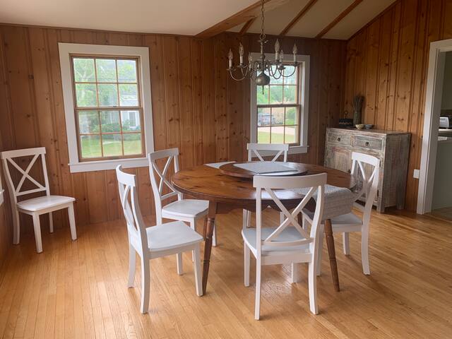 Quonnie Central Beach gallery image 4