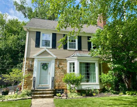 Berea Beauty close to Baldwin-Wallace University