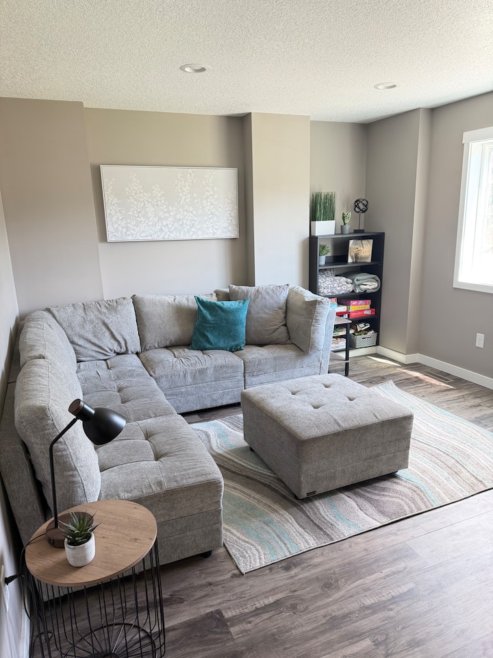 Suites On Cedar - Modern, River/lakefront! - Pine Island, MN