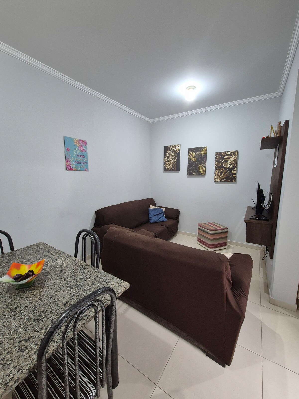Top Airbnb: Ground floor apartment 1 block from the sea - 2 bedrooms em Itapoá
