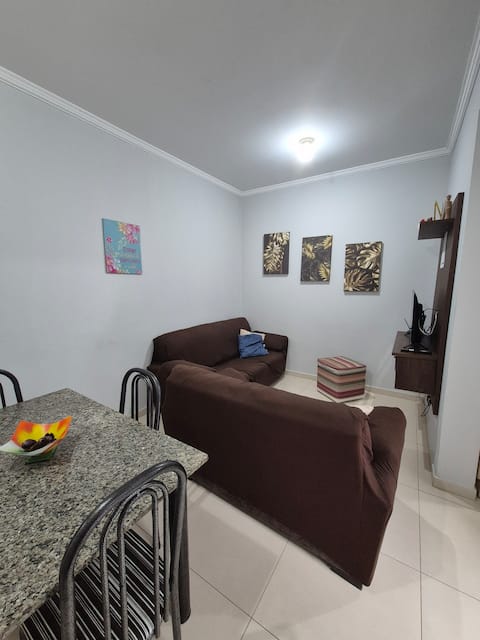 Top Airbnb: Ground floor apartment 1 block from the sea - 2 bedrooms em Itapoá
