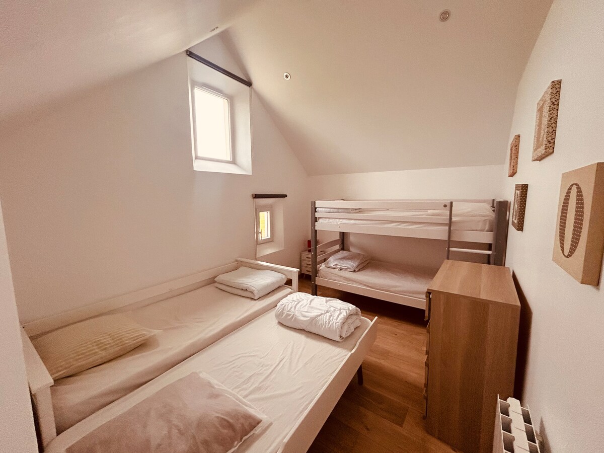 საძინებელი 4