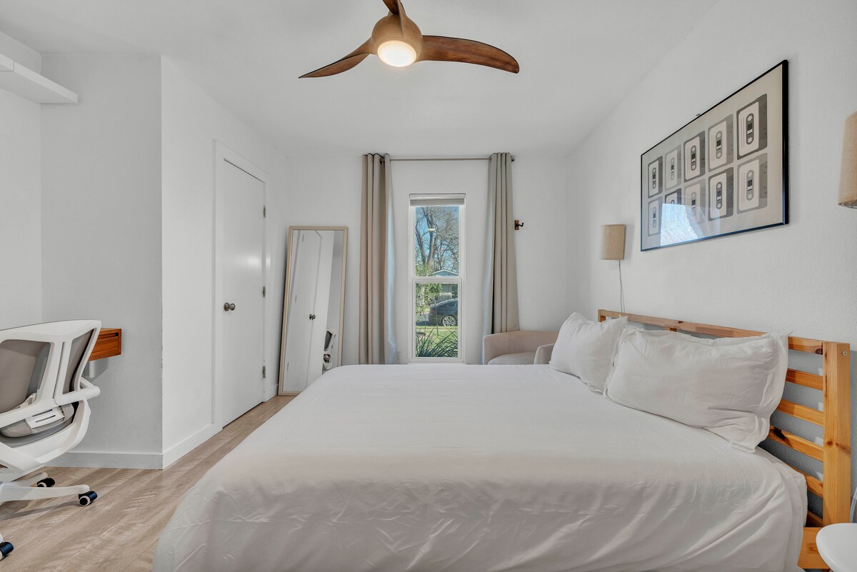 Private Room - Designer House