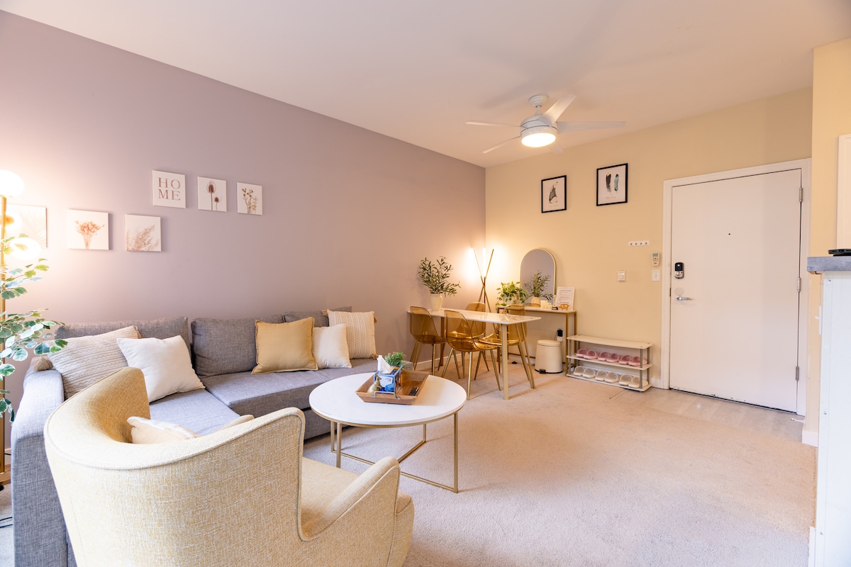 Seattle Apt