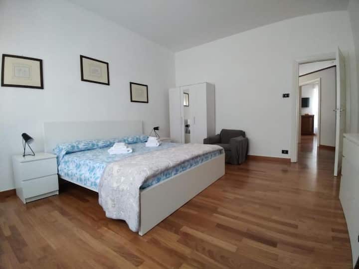 Entire 2-bedroom apartment in the center