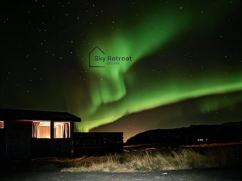 Aurora Cabin & Private Jacuzzi