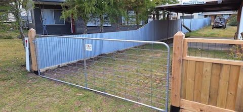 Macrackin's Shack @ Nelson!