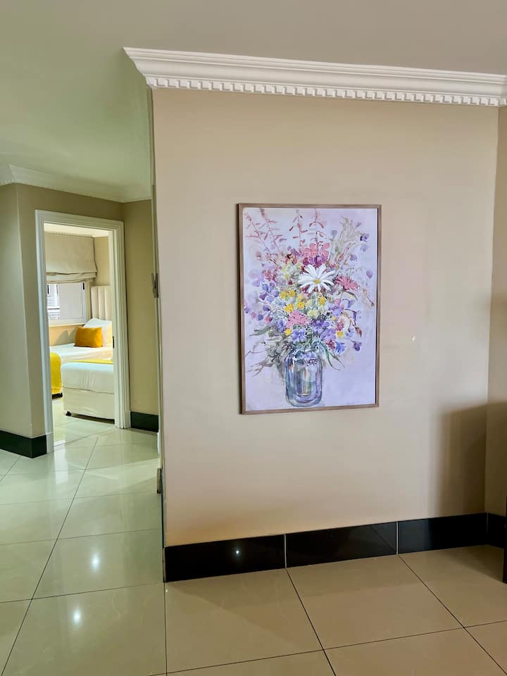 Ocean & Canal Views - The Sails Apartment - Durban