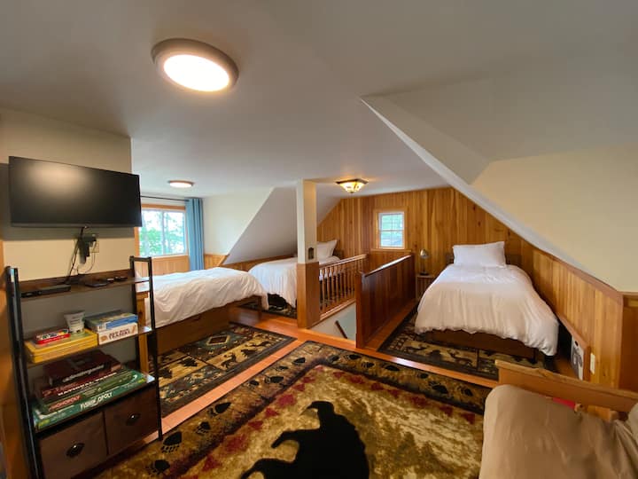 3 × ორადგილიანი საწოლი
1 x სრული ზომის ფუტონი 