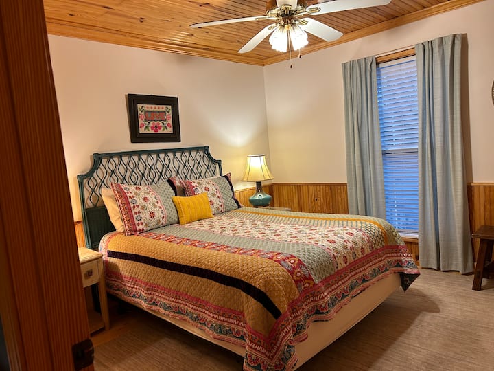 საძინებელი 1