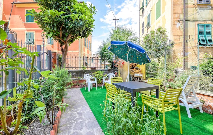 2 Bedroom Awesome Home In Camogli - Camogli