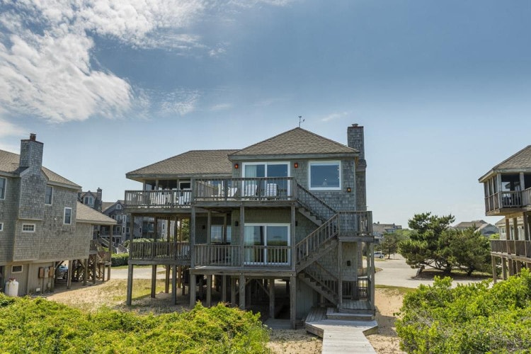 Oceanfront at Ships Watch!