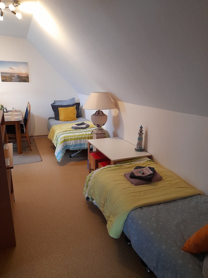 غرفة النوم 2