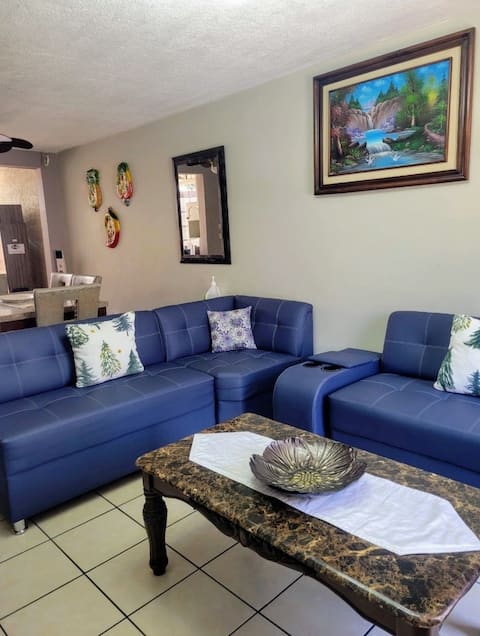 Residential House, San Salvador