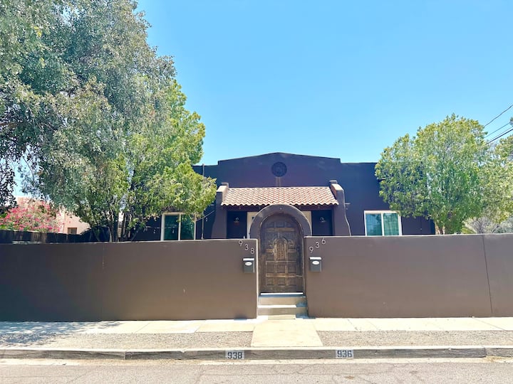 Casa Luna: A Charming, Walkable Home! - Tucson, AZ