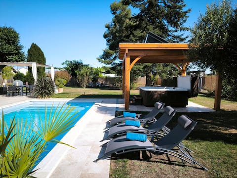 Estate • Private Hot Tub & Heated Pool • Bergerac