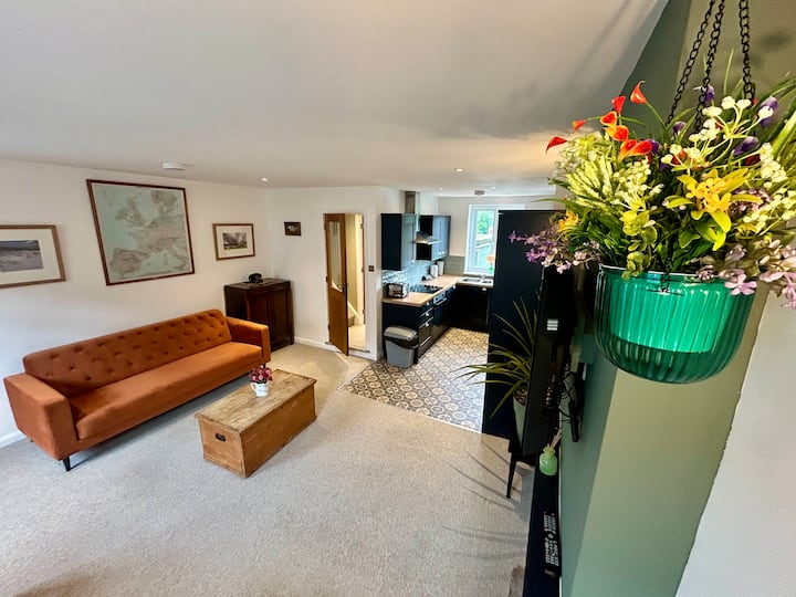 Cosy & Modern Hide Away Cheshire Sleeps 4 - Congleton