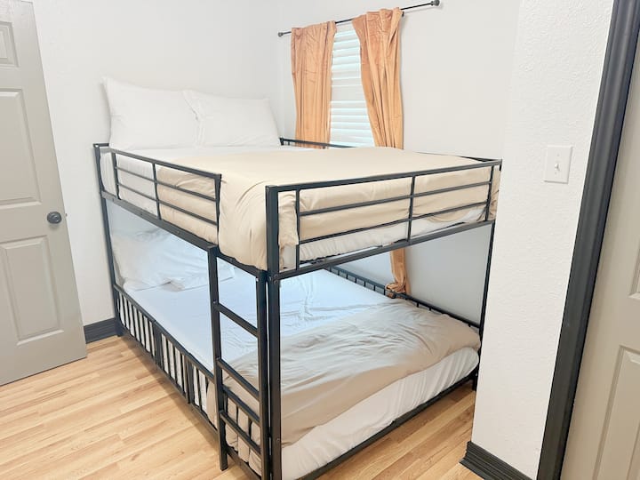 Cottage bunk bedroom