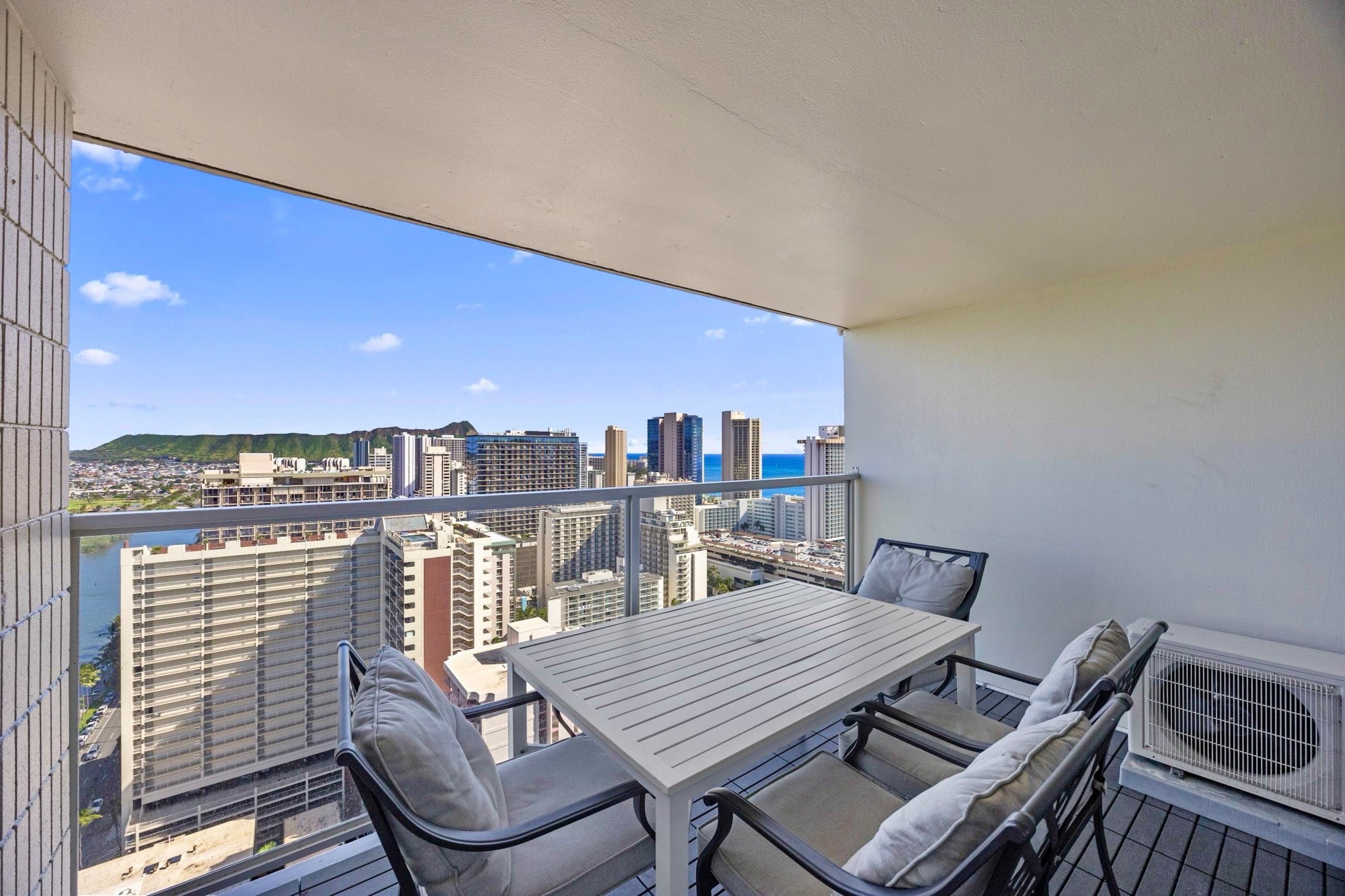 33F-High Floor Studio w/Diamond Head & Ocean Views - Image 37