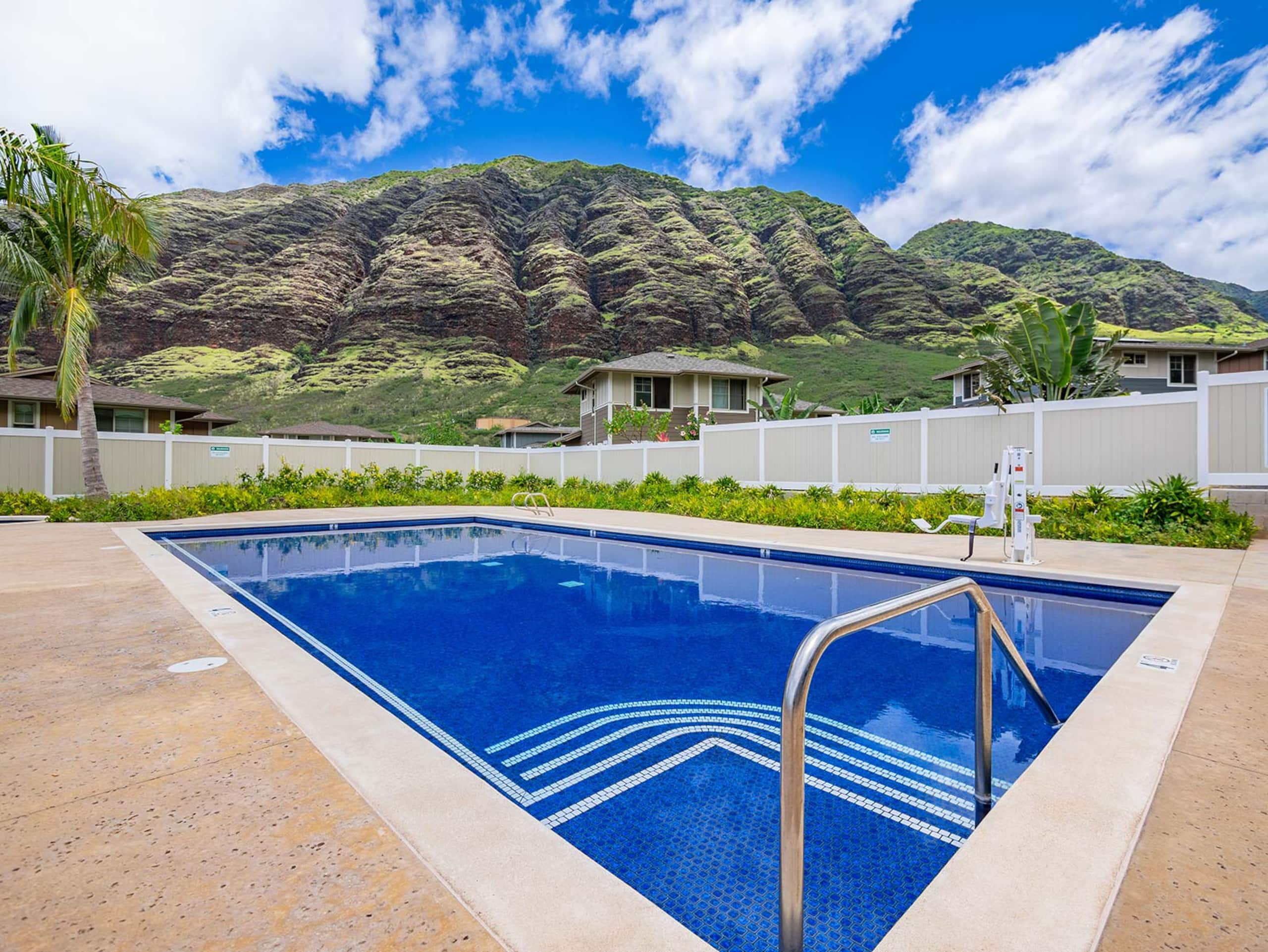 Home in Waianae · ★5.0 · 4 bedrooms · 6 beds · 3.5 private baths - Image 231