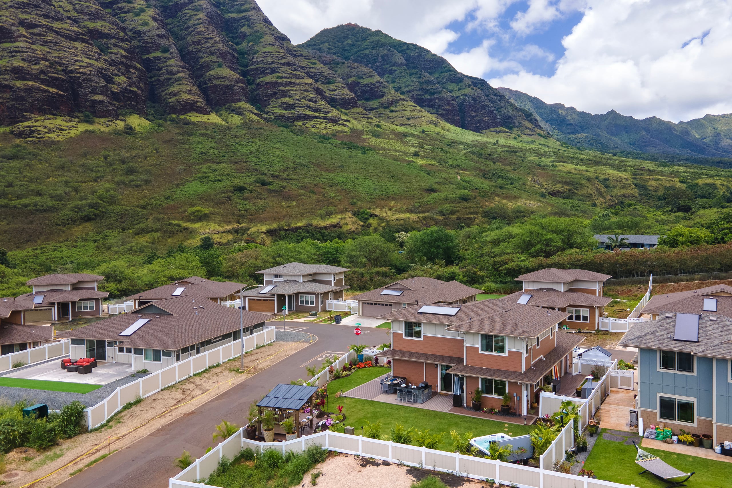 Home in Waianae · ★5.0 · 4 bedrooms · 6 beds · 3.5 private baths - Image 170
