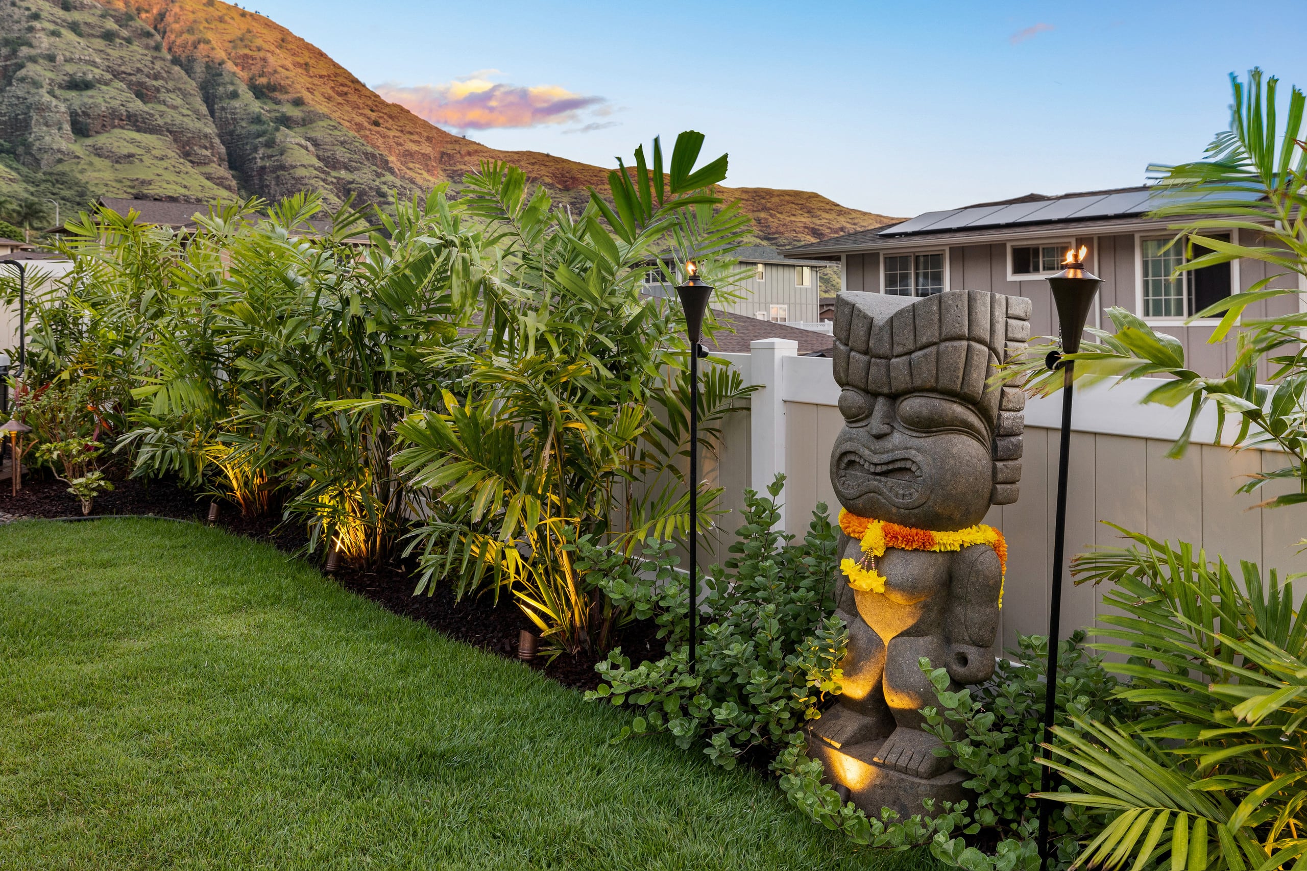 Home in Waianae · ★5.0 · 4 bedrooms · 6 beds · 3.5 private baths - Image 194