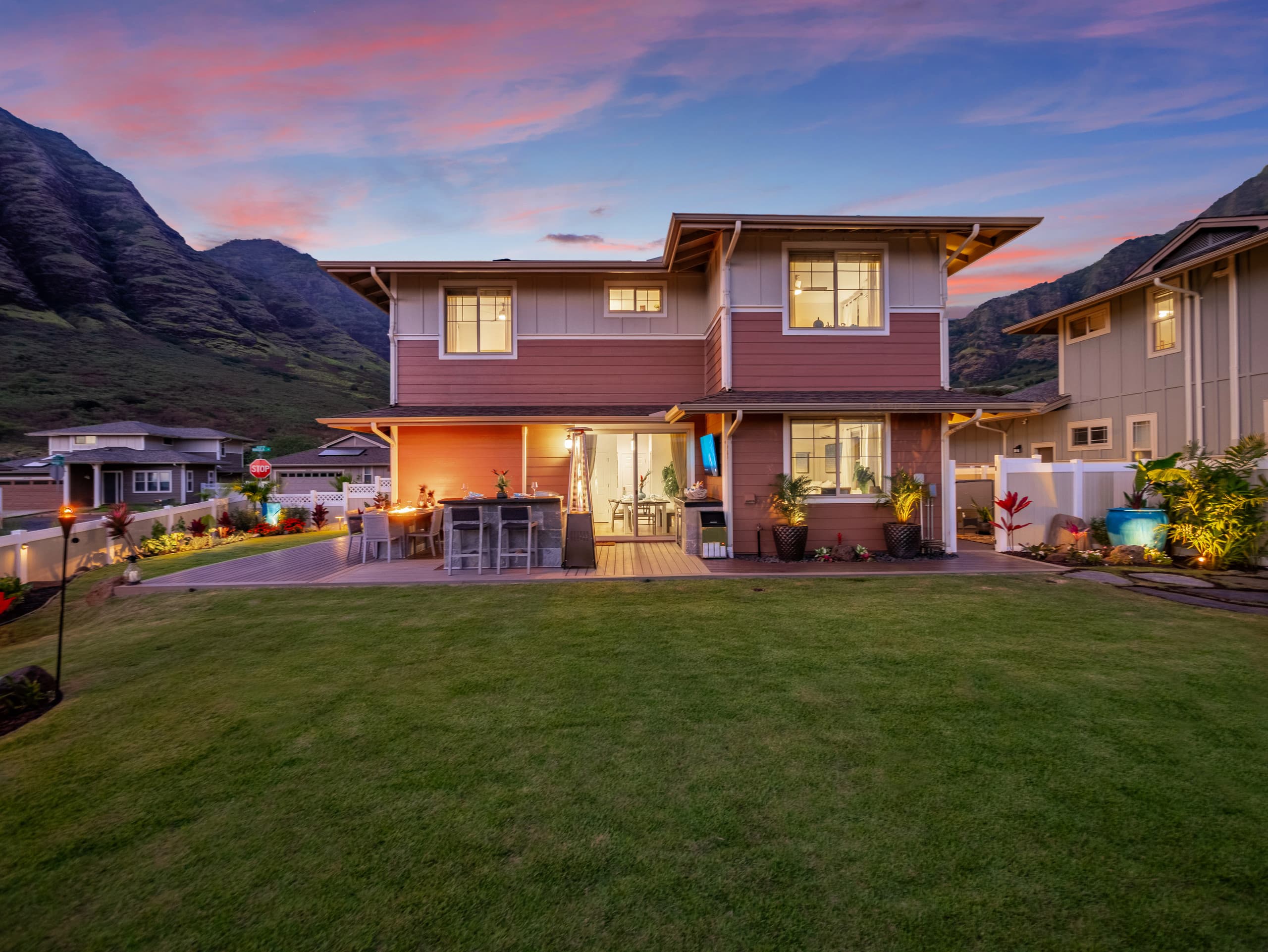 Home in Waianae · ★5.0 · 4 bedrooms · 6 beds · 3.5 private baths - Image 164