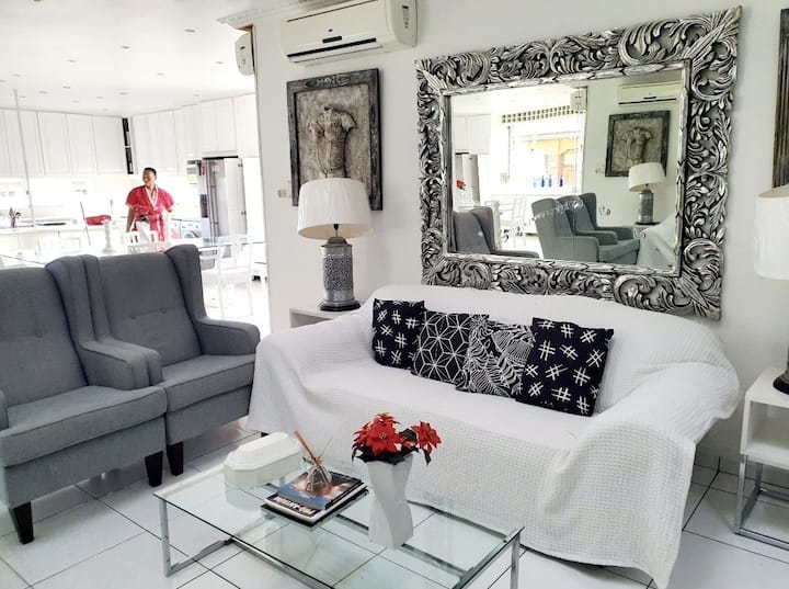 149 Esselmont Avenue Morningside - Durban