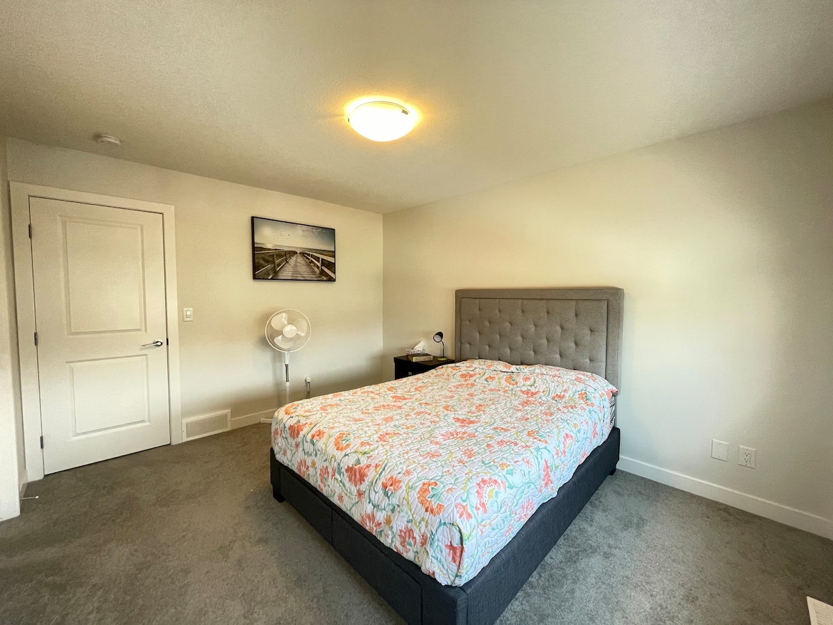 საძინებელი 1