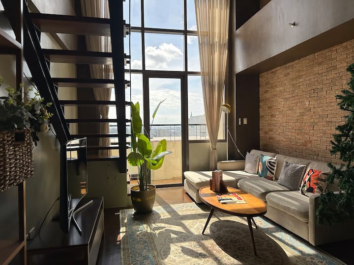 100 Sqm | 3br In Central Makati | Greenbelt Area - Pasay
