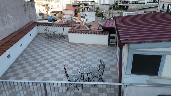 Casa Da Vinci -B- 60mq Terrace Apartment - Taormina