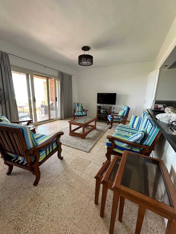 Sea-front Bliss: Your Tranquil Retreat In Zomoroda - Égypte