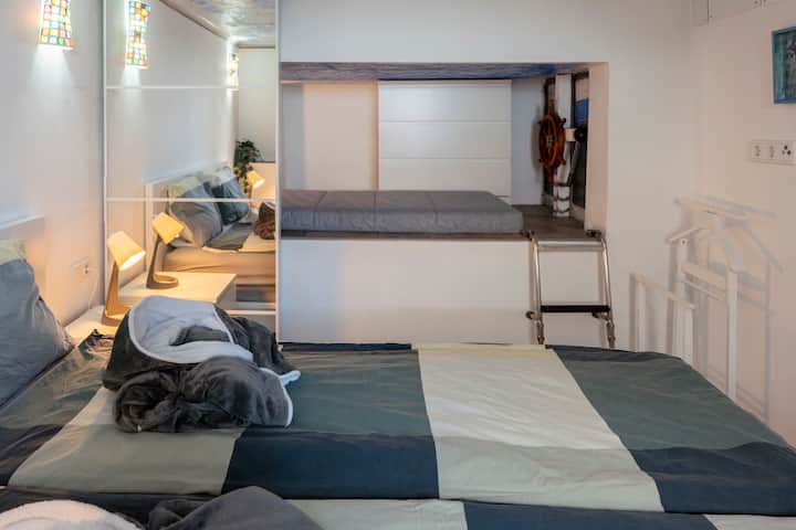 Schlafzimmer 2
