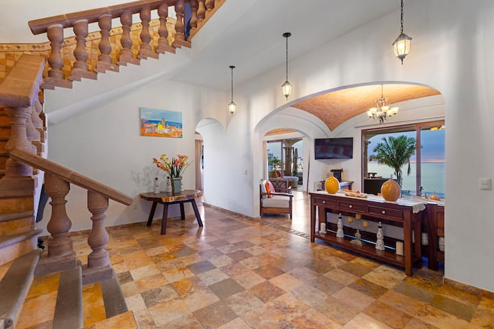 Villa Tres Palmas, Conchas Chinas, Puerto Vallarta - Puerto Vallarta