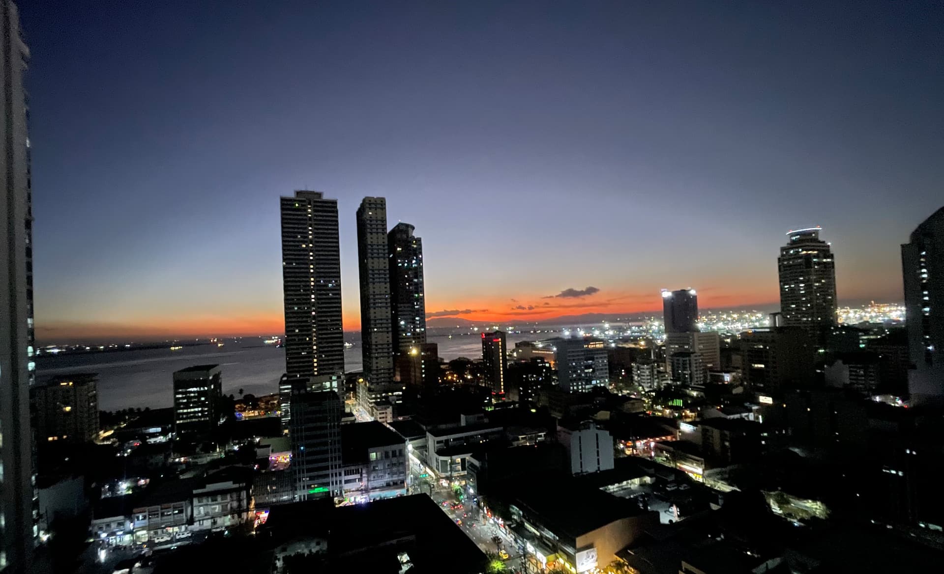Condo near UP Manila SLEMC & US Embassy in Ermita — photo 4