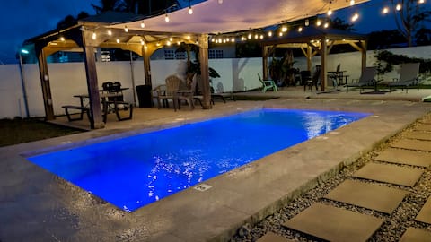 Tropical Family Oasis w/Pool - Walk to the Beach!