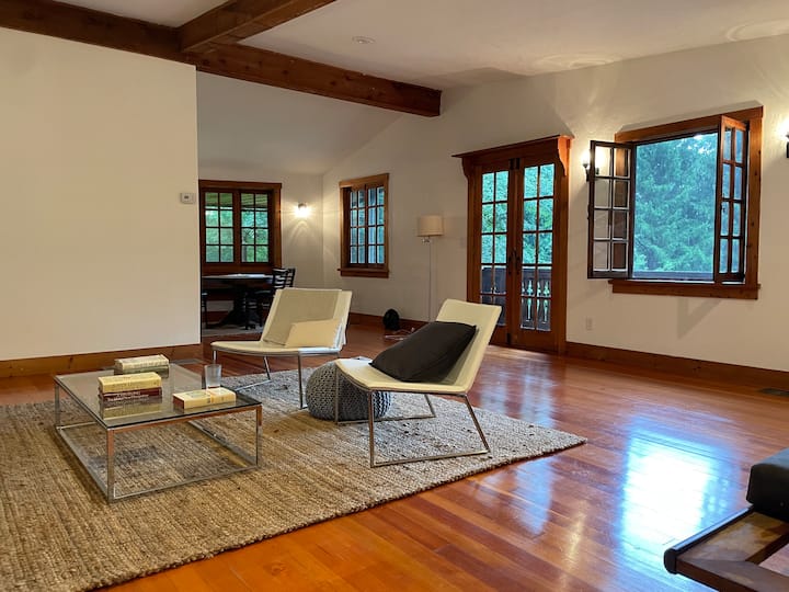 Zen Peaceful, Light Filled - Kent, CT