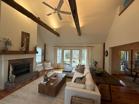Successful Airbnb property: Down Thyme, Chatham, MA in East Harwich