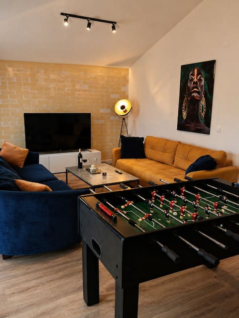 Bjonda Big Family Apt • 3BR • 2 Balconies