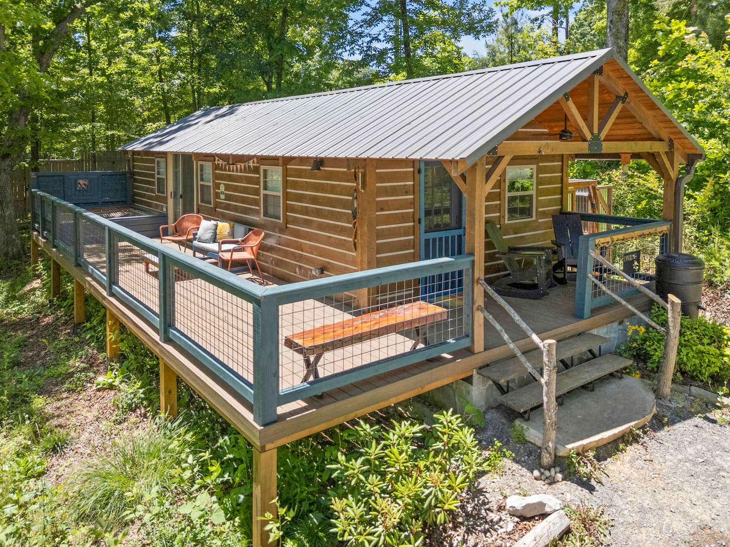 Chickadee: A Funky Mountain Stay @ Talking Water