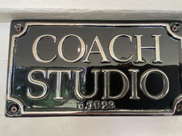 The Coach Studio - Tamborine Mountain