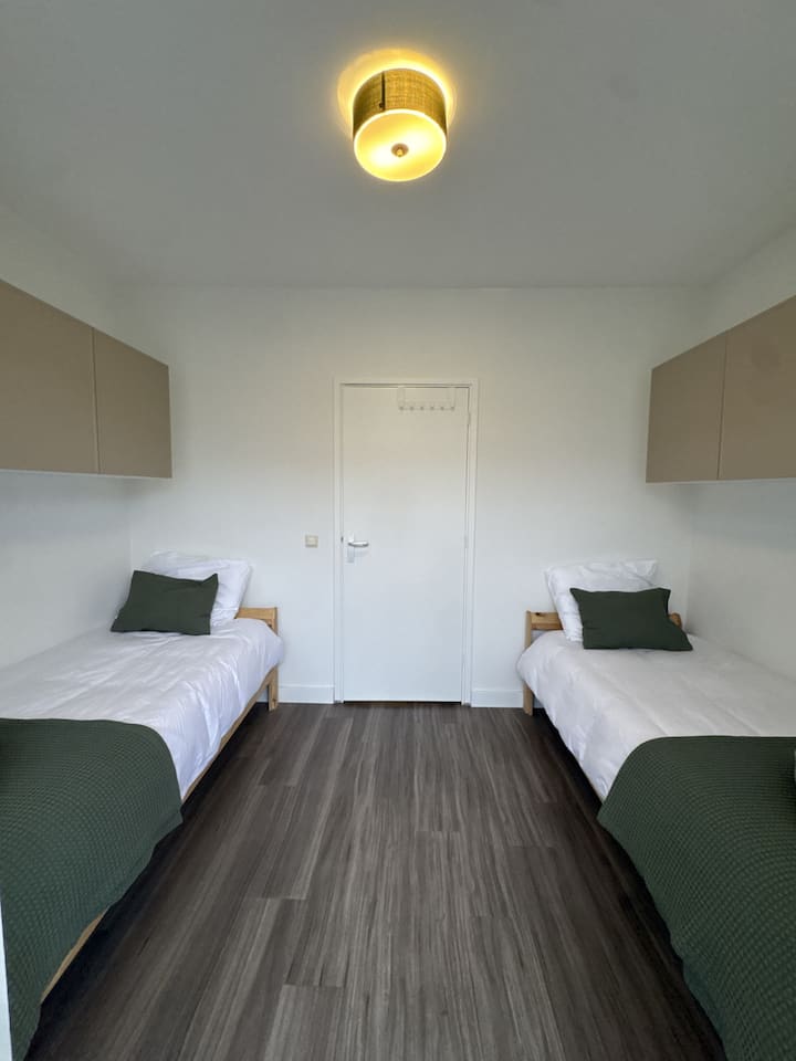 غرفة النوم 2