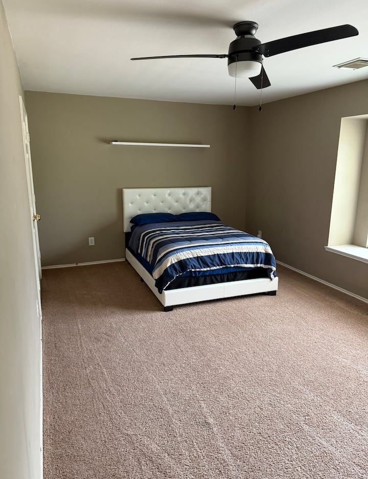 غرفة النوم 2