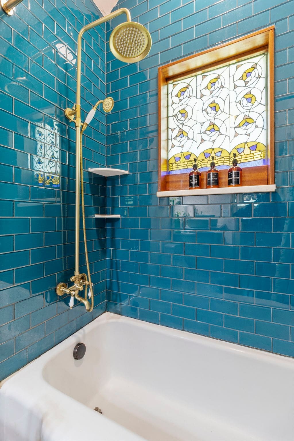 Whippoorwill Cabin w. Stargazing Shower & Trails