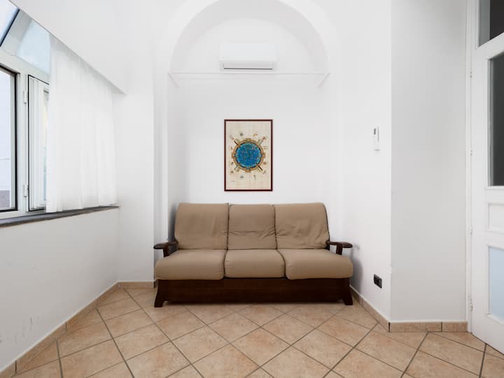 Paravis Mio - Apt Confortable Près De La Place - Sant'Agnello