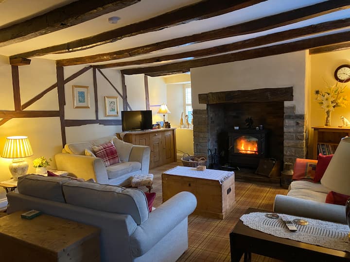 Cosy Quirky Spacious Cottage - Northumberland