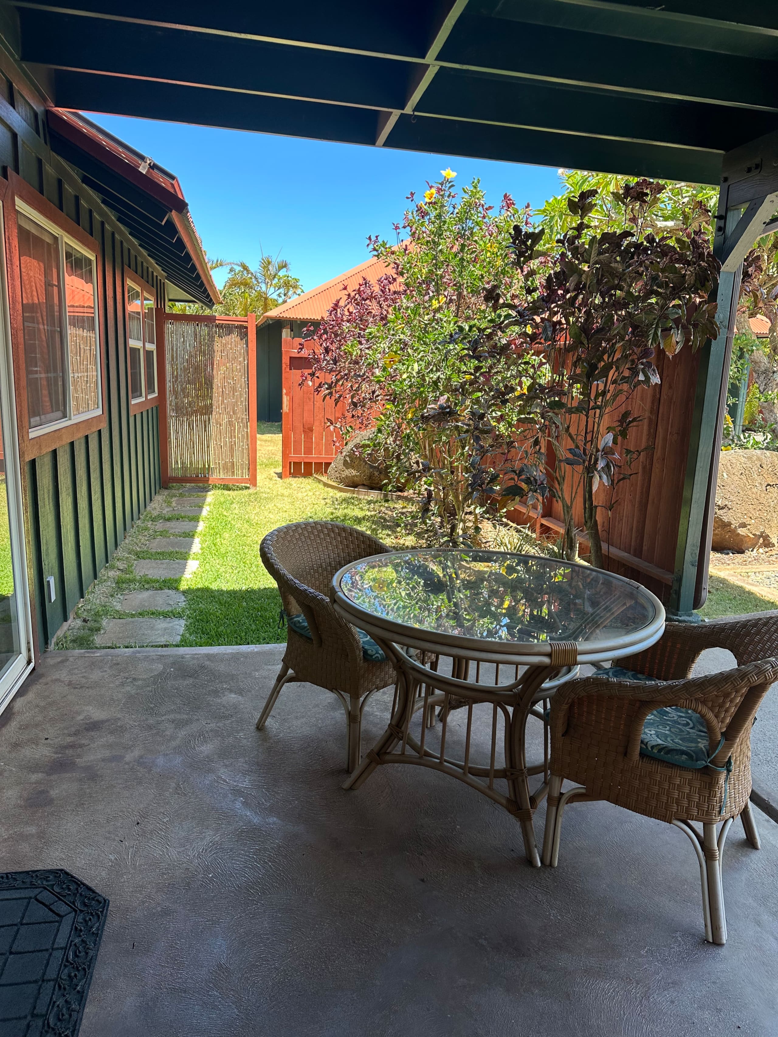 Home in Paia · ★4.93 · 1 bedroom · 1 bed · 1 bath - Image 22